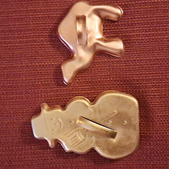 2 Snowman Cake Pans, Angel Cake Pan & Assorted Vintage Cookie Cutters - Picture 6 of 7